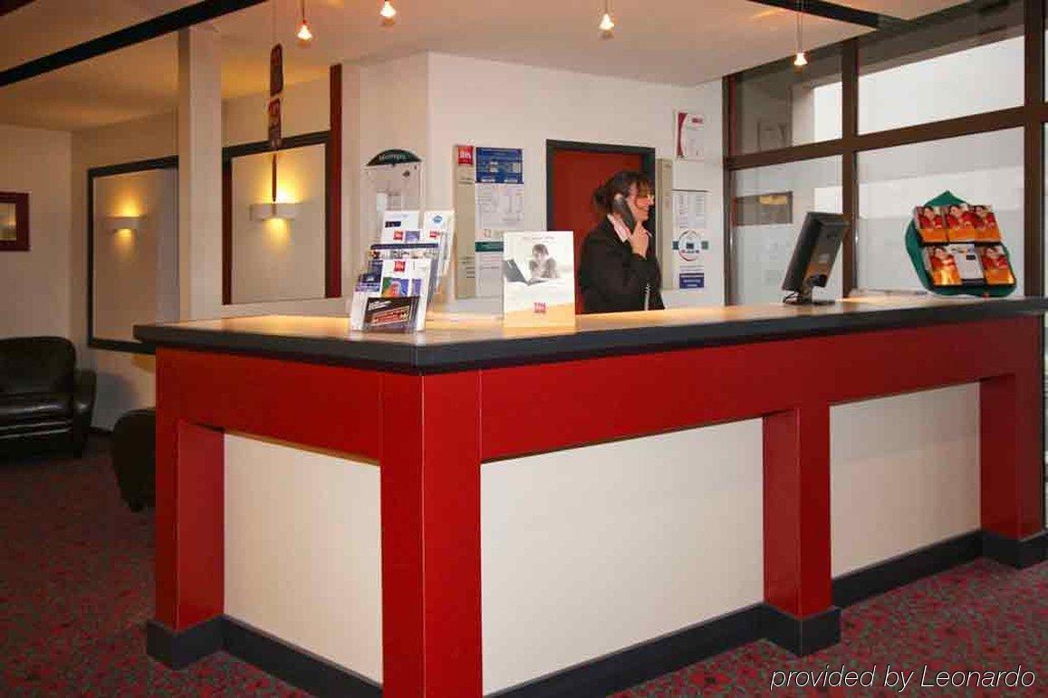 B&B Hotel Montlucon Centre Экстерьер фото